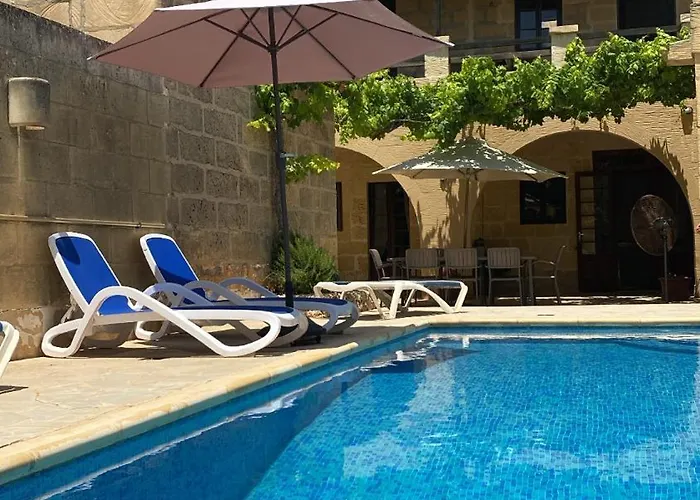 فيلة Tal-masklu *