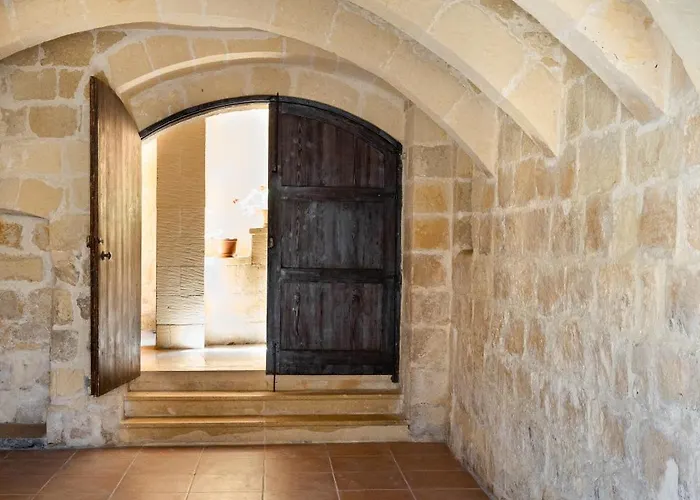 Tal-masklu فيلة *